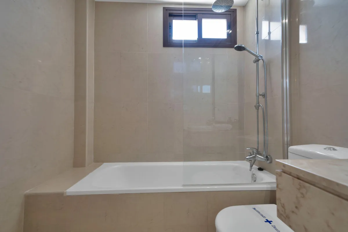 c4d3494e-07c8-4bcb-b551-021783cf1f86