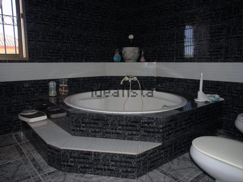 8875bb10-1c3d-421d-b2b1-af40079f50d8