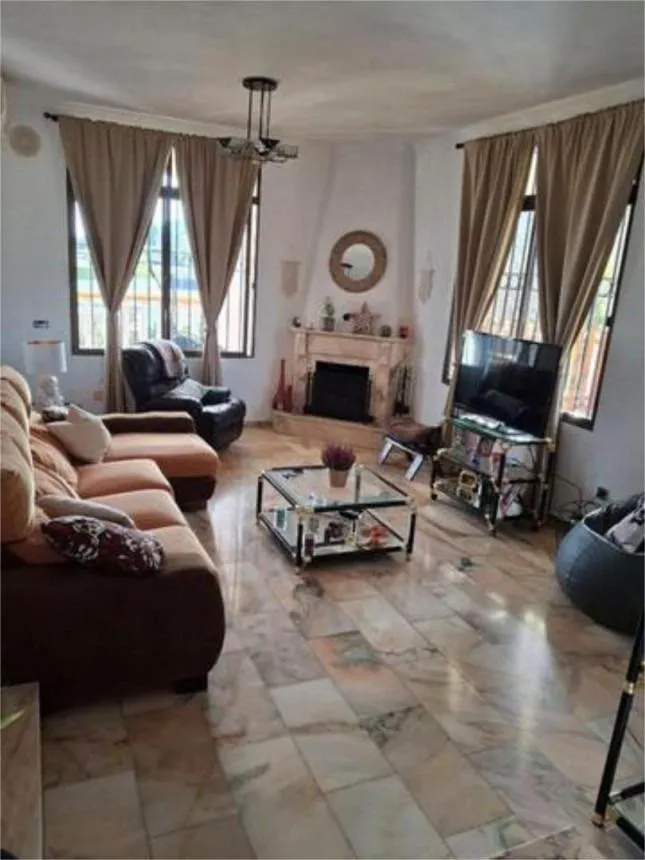 89764d75-1c75-4fb1-8986-86f302b25472