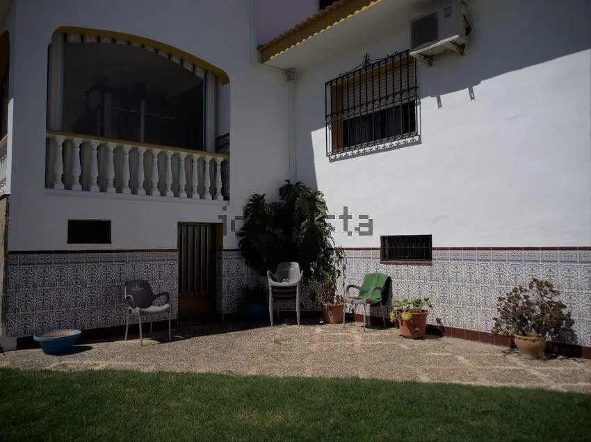 aaff4a8c-6431-46a1-bdcc-41ddc45eae9a