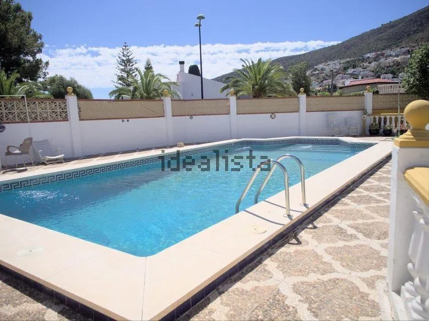 e2c1fbe5-b64a-4483-8ba5-50bd136af502