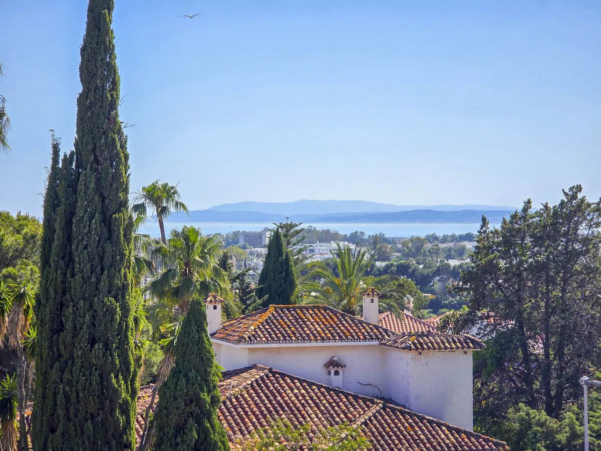 13eef232-cd8d-4a77-acd5-f2f59f1a6463