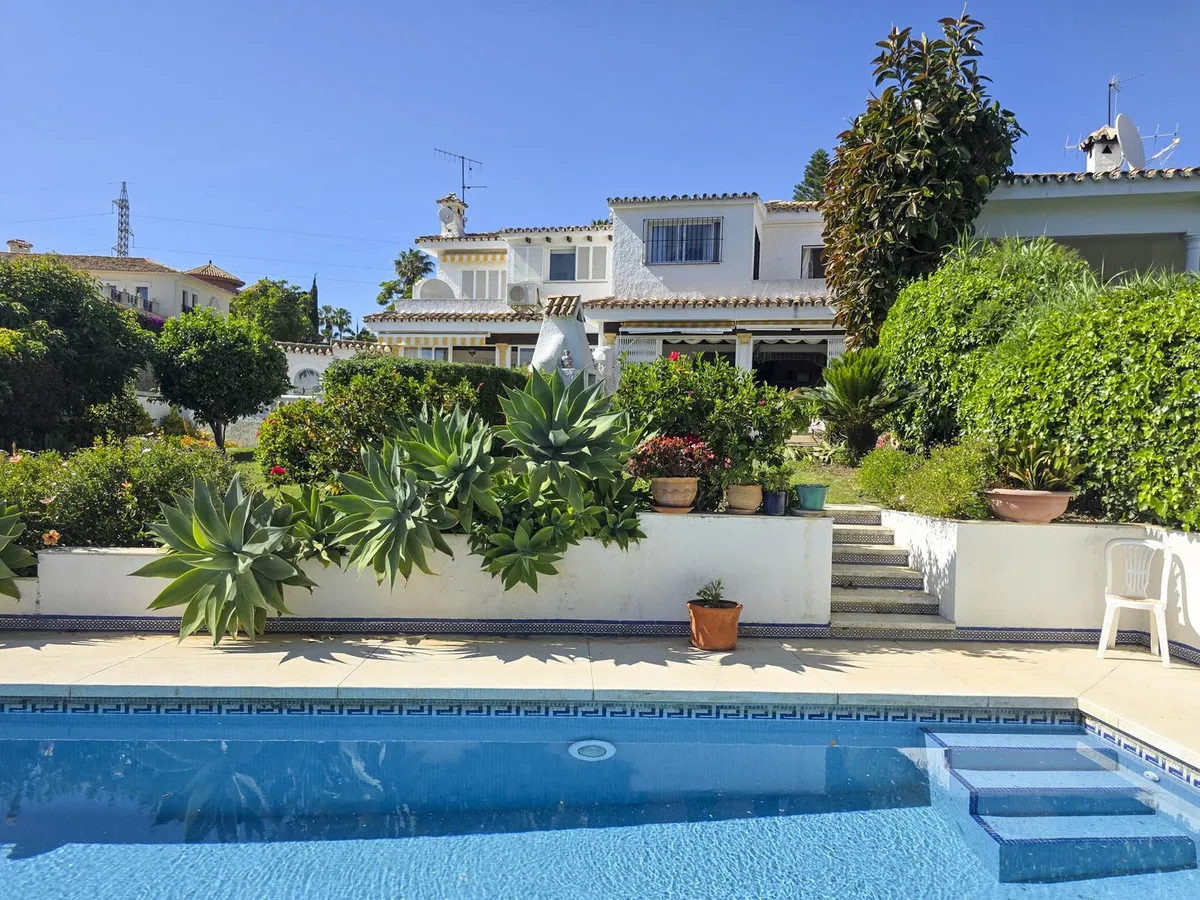 205b830e-1a04-43d5-890b-d0175c1a6ab3