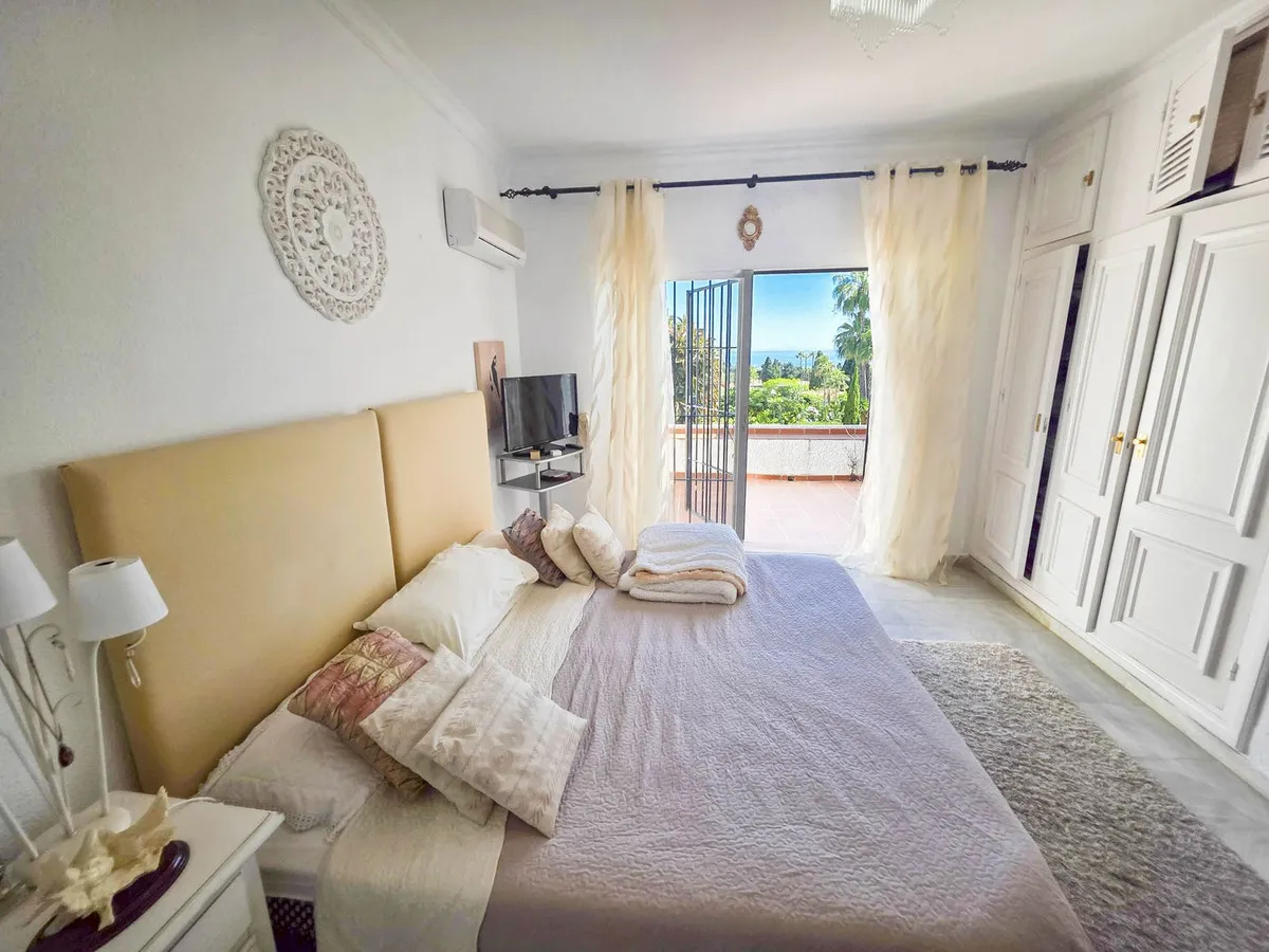 21628846-43b3-4e15-b18f-677d9f2b57e9