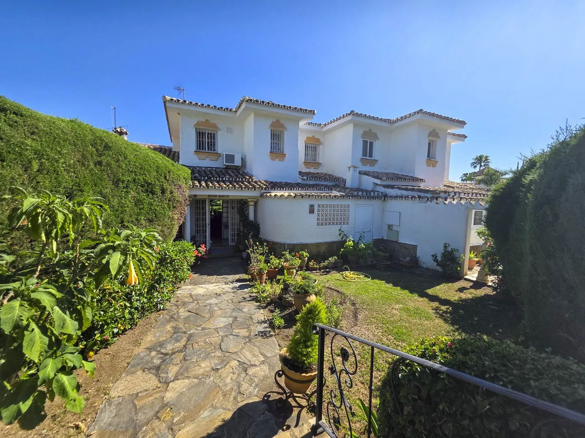 46385845-4c34-4278-9d00-9d59184c3d24