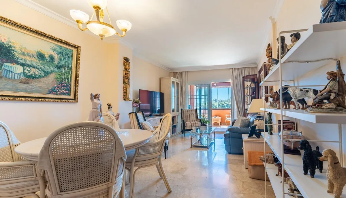 22b47189-1f84-40e0-82c5-d90e1c82f828