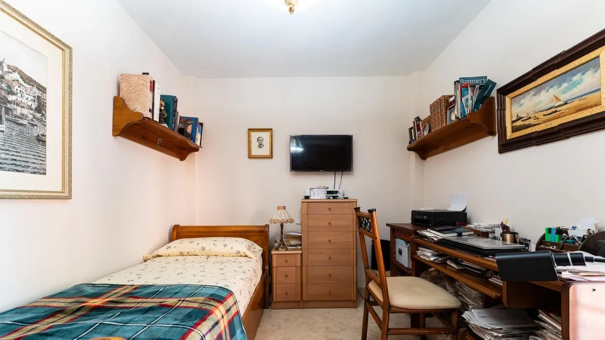 f6607c7e-3dfe-4b57-8bb1-455972a7d1a9