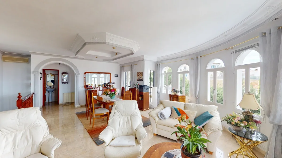 55313bbc-f50e-471d-a9cc-22a6477b1577