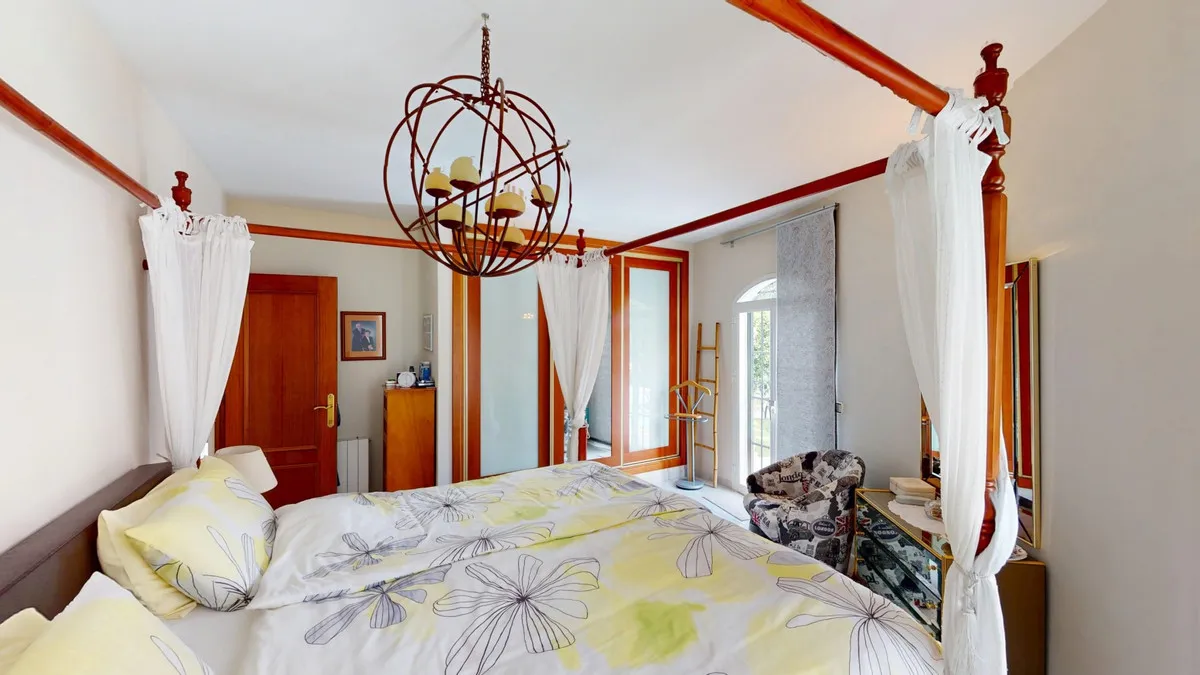 a6ab6684-5815-4e8e-aba3-4dce7465b24e