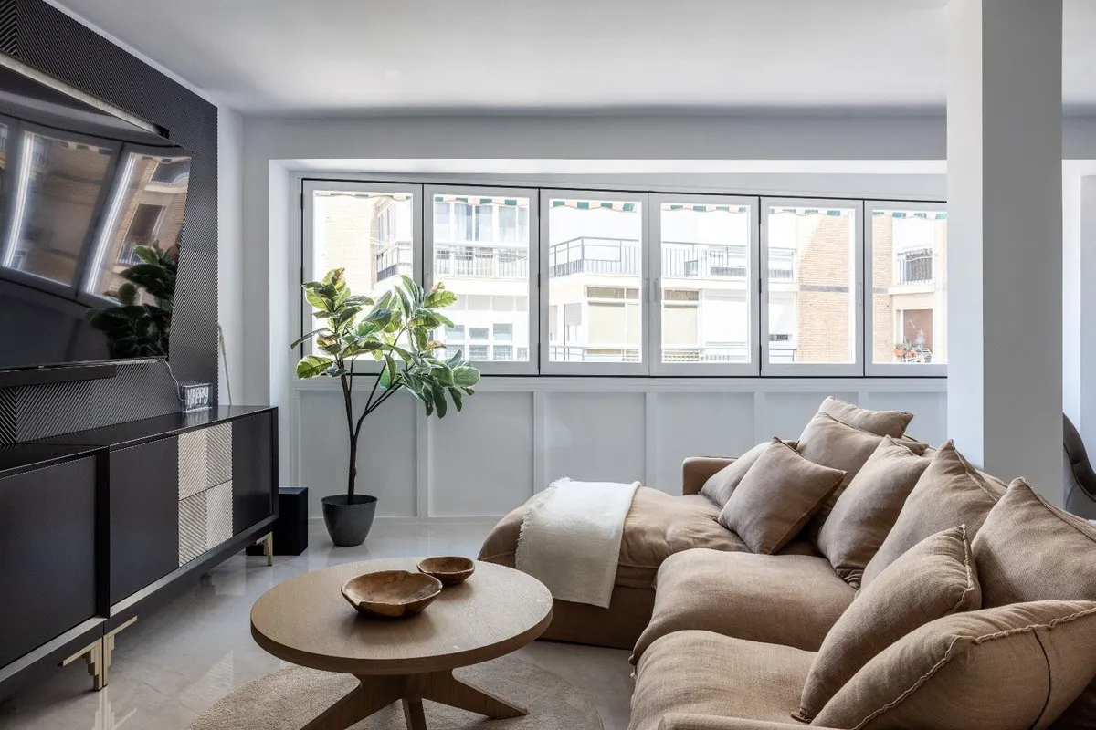 0a7e9742-7569-4b55-8704-cb0b950e762a