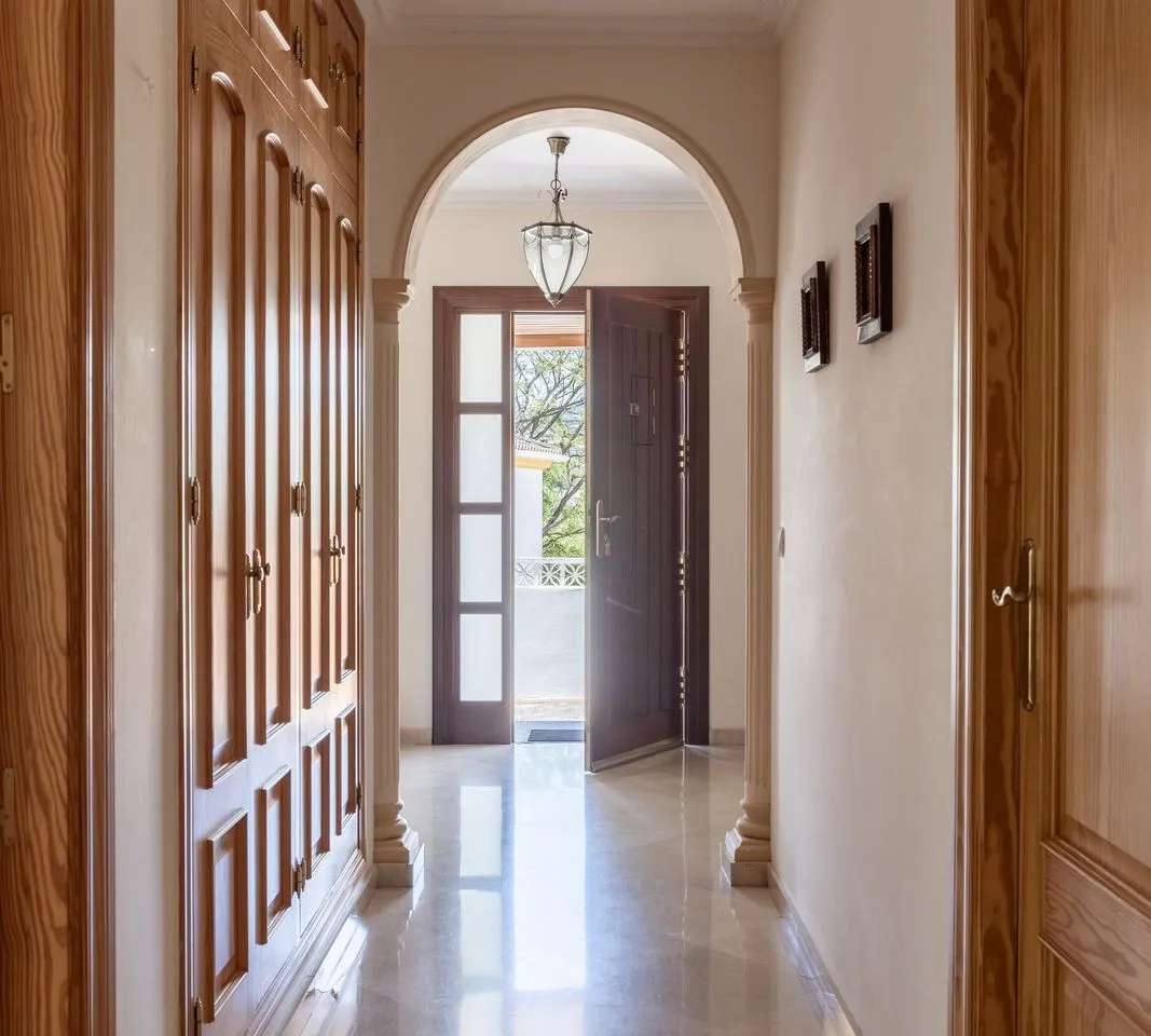 3857551b-c2ec-481b-affd-1c1c5a12ec3a