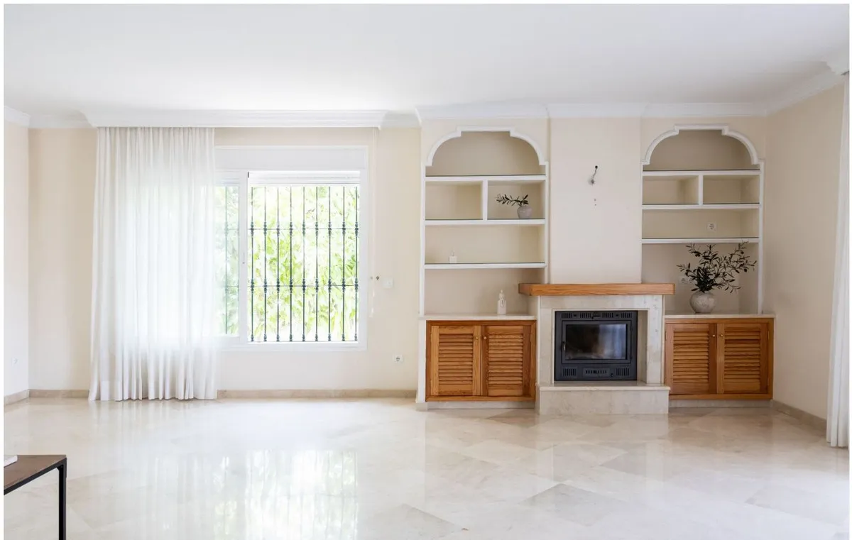 9a6f05b9-d863-4fce-9400-dd82ad4d714f