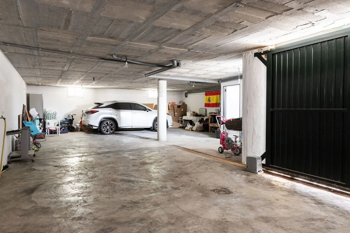 cf606886-98e4-49b4-aa00-3308d47e5540