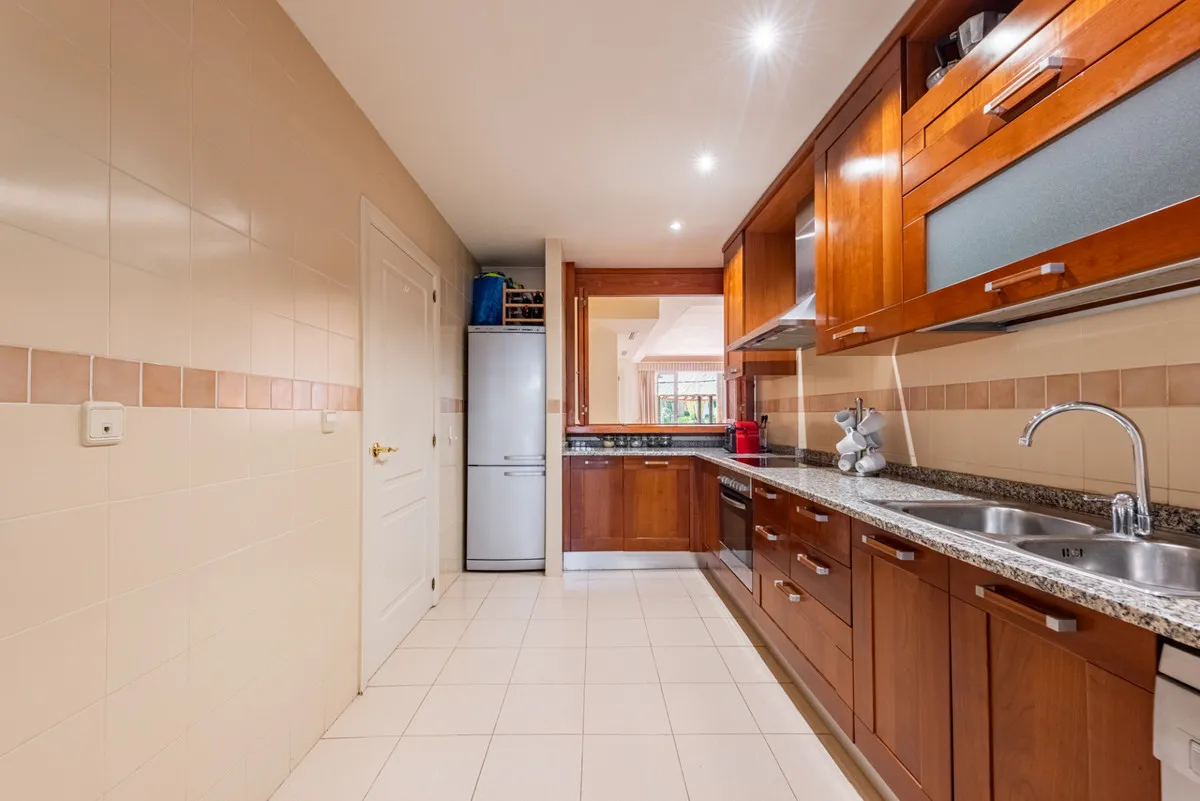 9223c982-df67-4b3e-8538-a50051dba38d