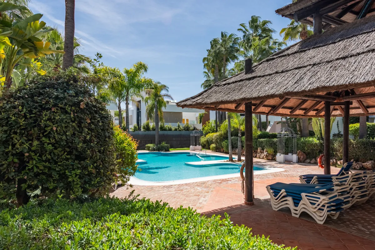 9ec25f6d-9082-457a-97da-778e1edf8cde