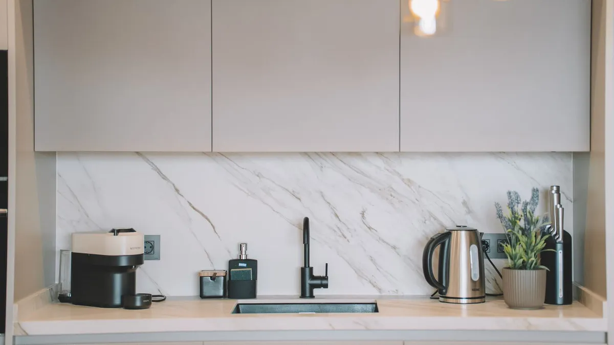 9abb01ce-5b0c-4282-bef7-d81864c502ab