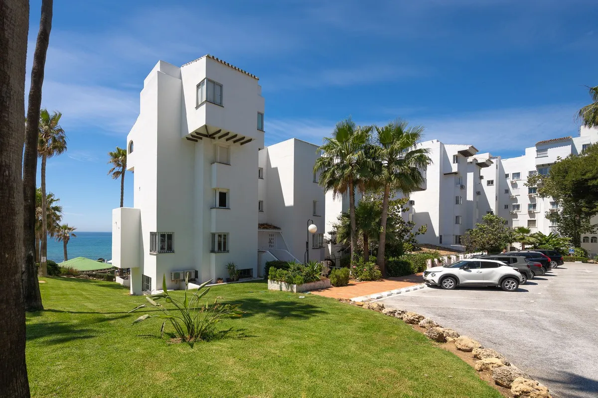 b85554de-2e2f-40be-adcd-e4104f58bf1a