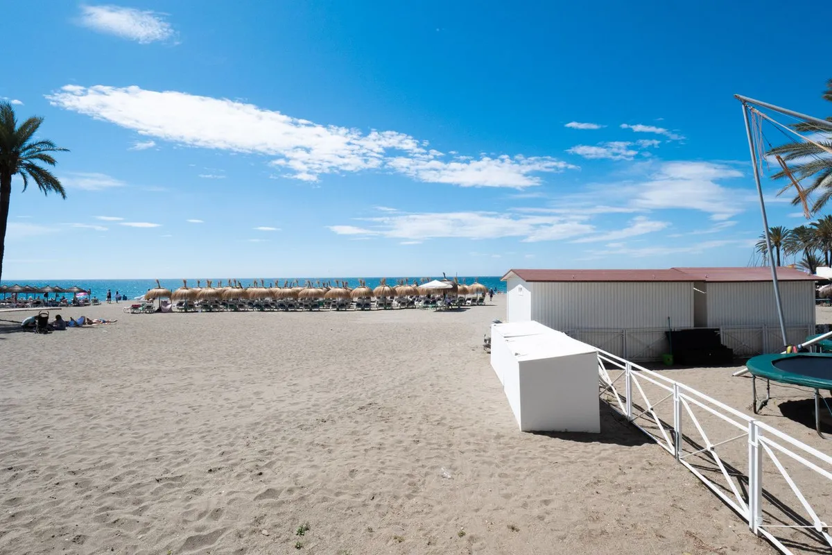 94a60809-9abb-46c9-8d55-18c21fc323ec