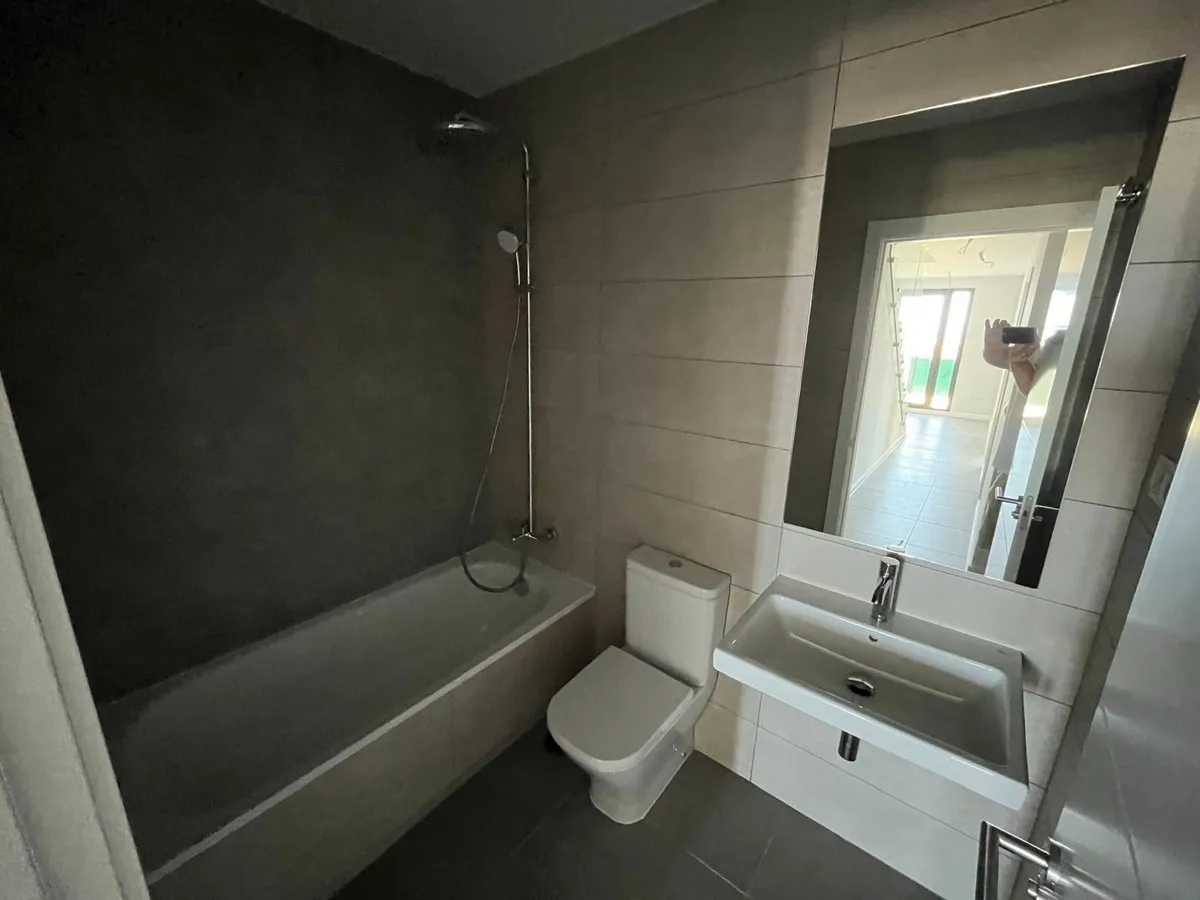 e1fa42fd-f1ed-4420-9dcd-a9586feb958f