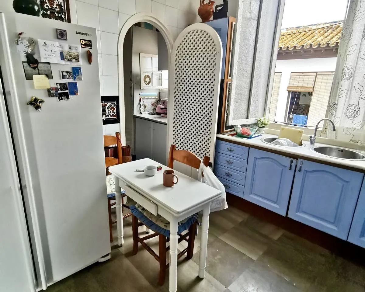 0fea694c-822c-4502-b414-98d3dca1fb52