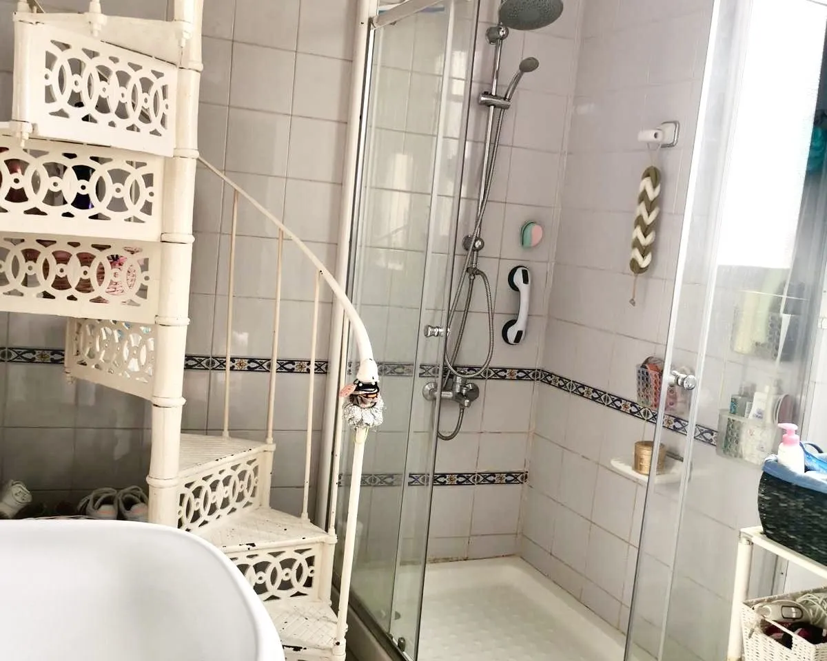 4d1efe84-055b-43ff-880f-f55285f9cddc