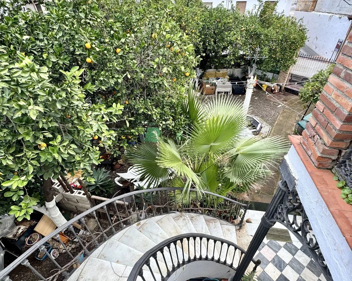 b4ed58b7-b33d-4cbc-a7df-8699bacc07e3