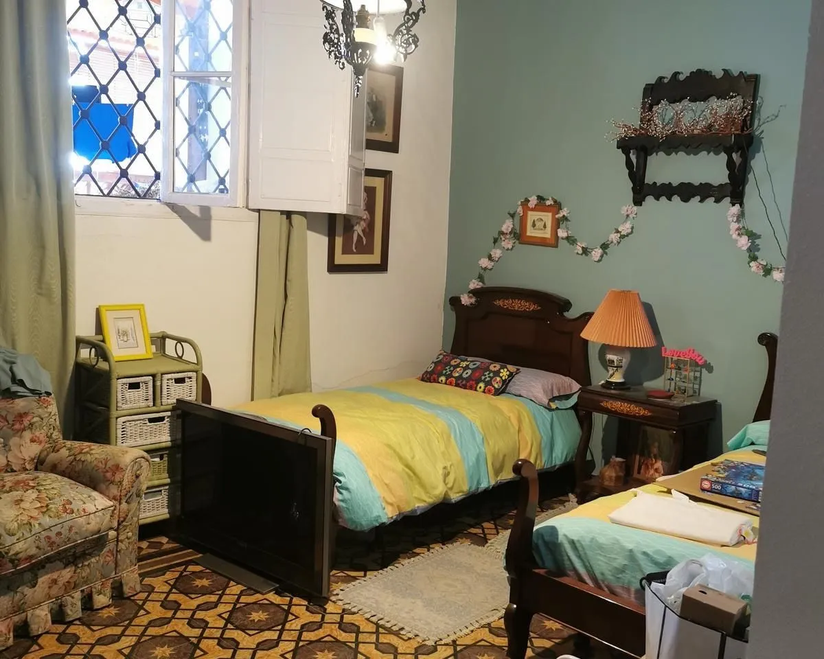 c198b948-4b74-40b8-8bbd-431c983802b4