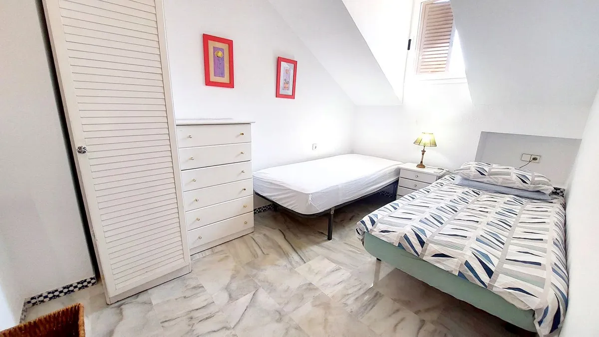 d53c533c-d2ce-4aec-abf0-59868f1ce72e