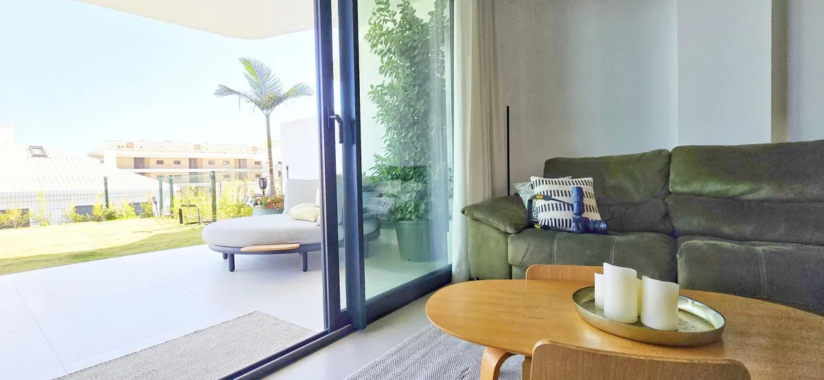 0ee374b9-03df-4c34-b1da-a211ca3ffdad