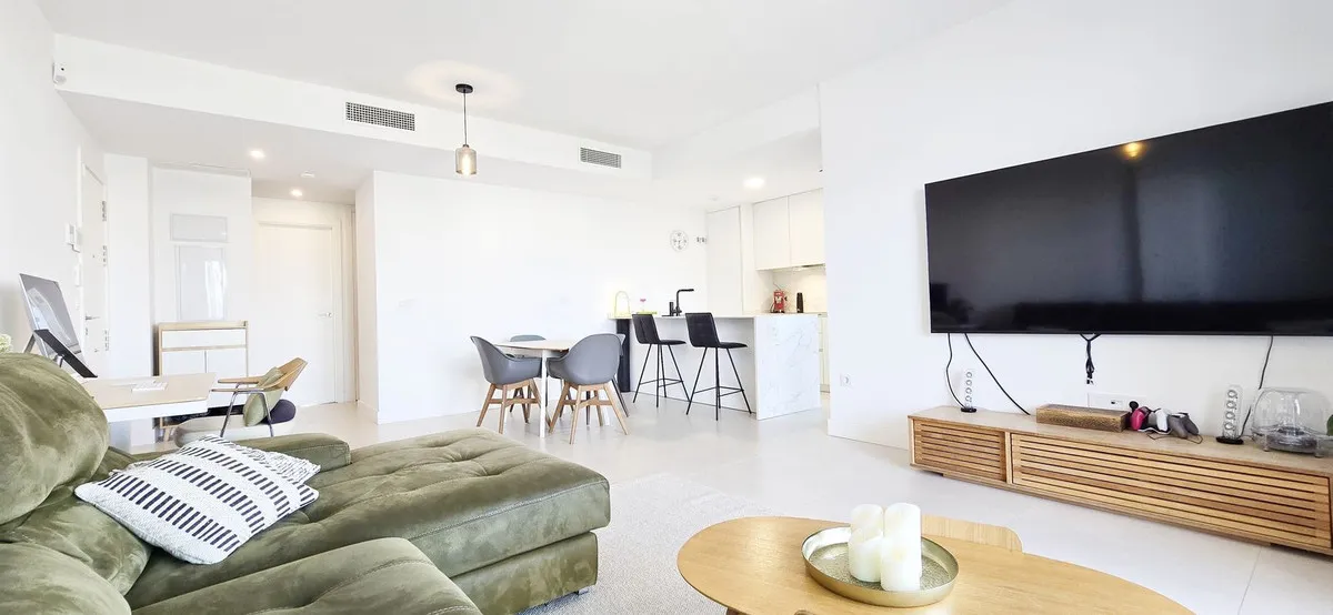 4dadc9d9-b5ef-42e8-a8b9-3e4f04734fc9