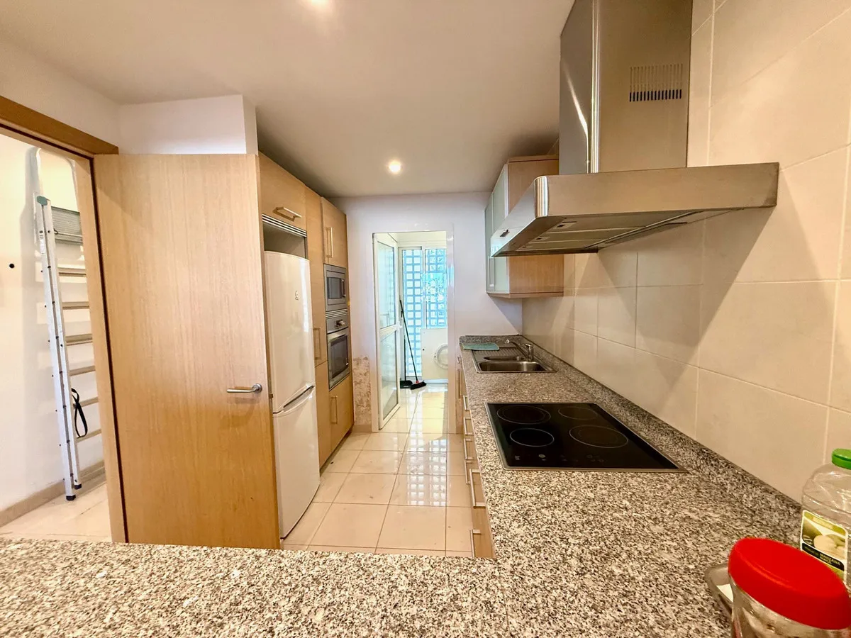 141c0c36-da4d-4c7c-93b1-9cd1621caced