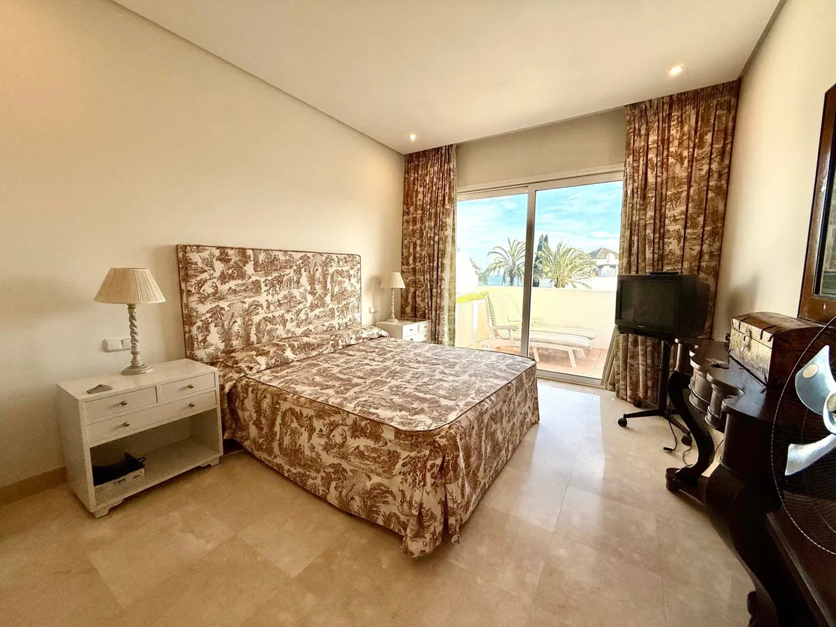 95646d1a-adc9-4f11-a1a2-f979d52dd6c1