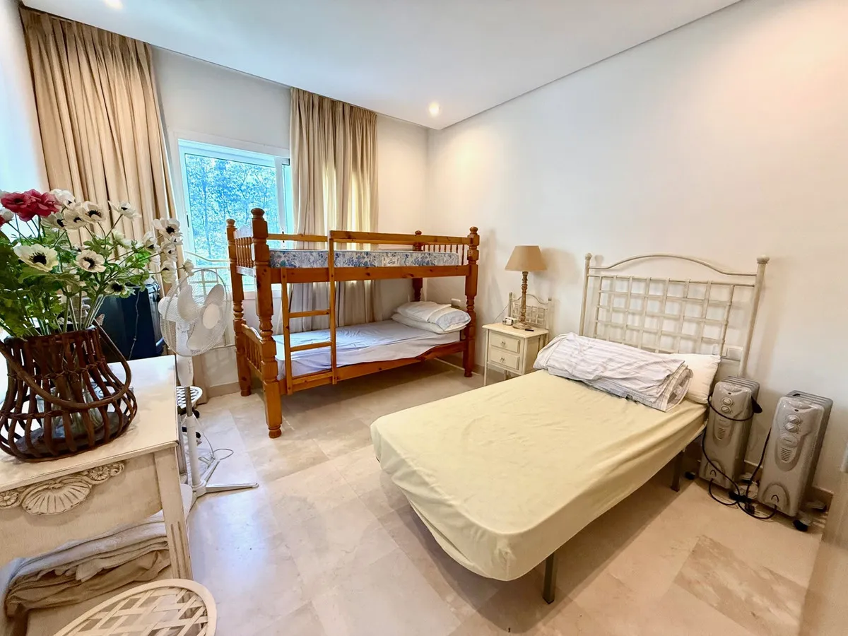 a66030d7-9138-4623-819a-867df3d51c26