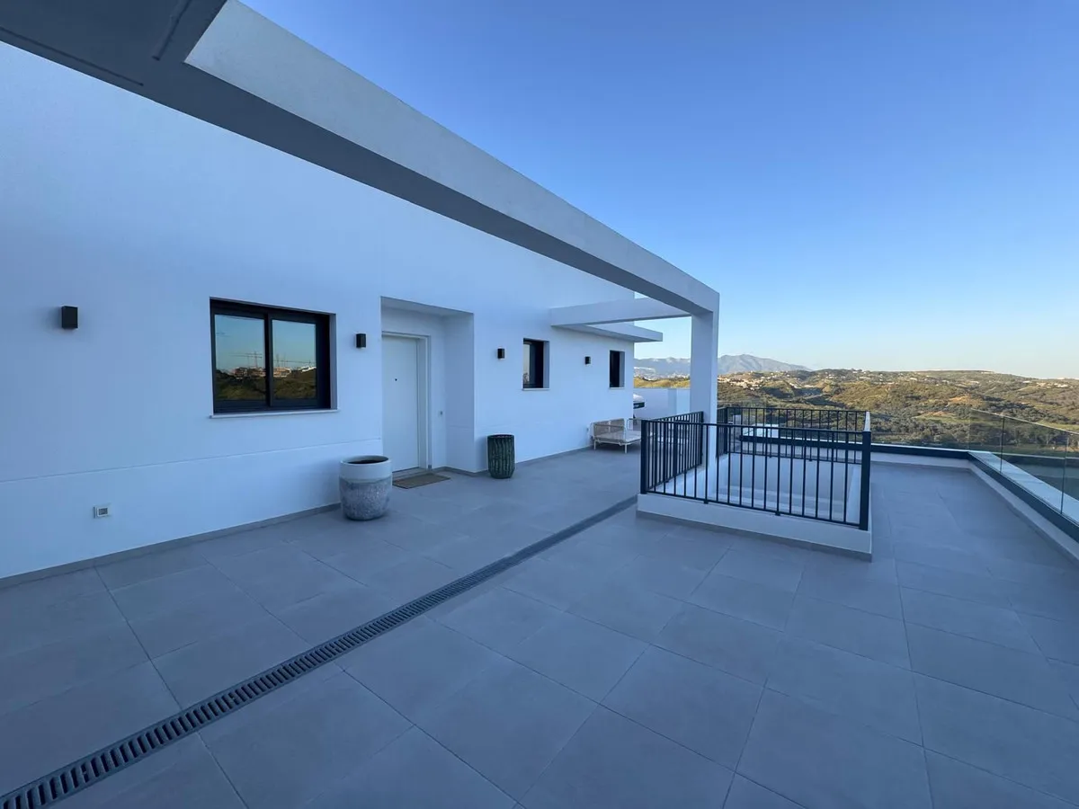 4d29e3e0-47b1-438a-8d63-0cc4c3f18478