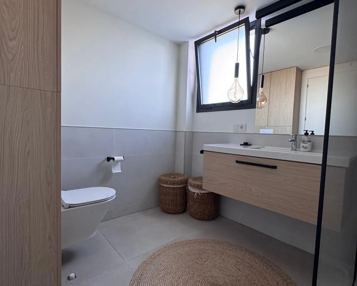 c5438f09-803f-4ad5-ac86-14e8af07220a