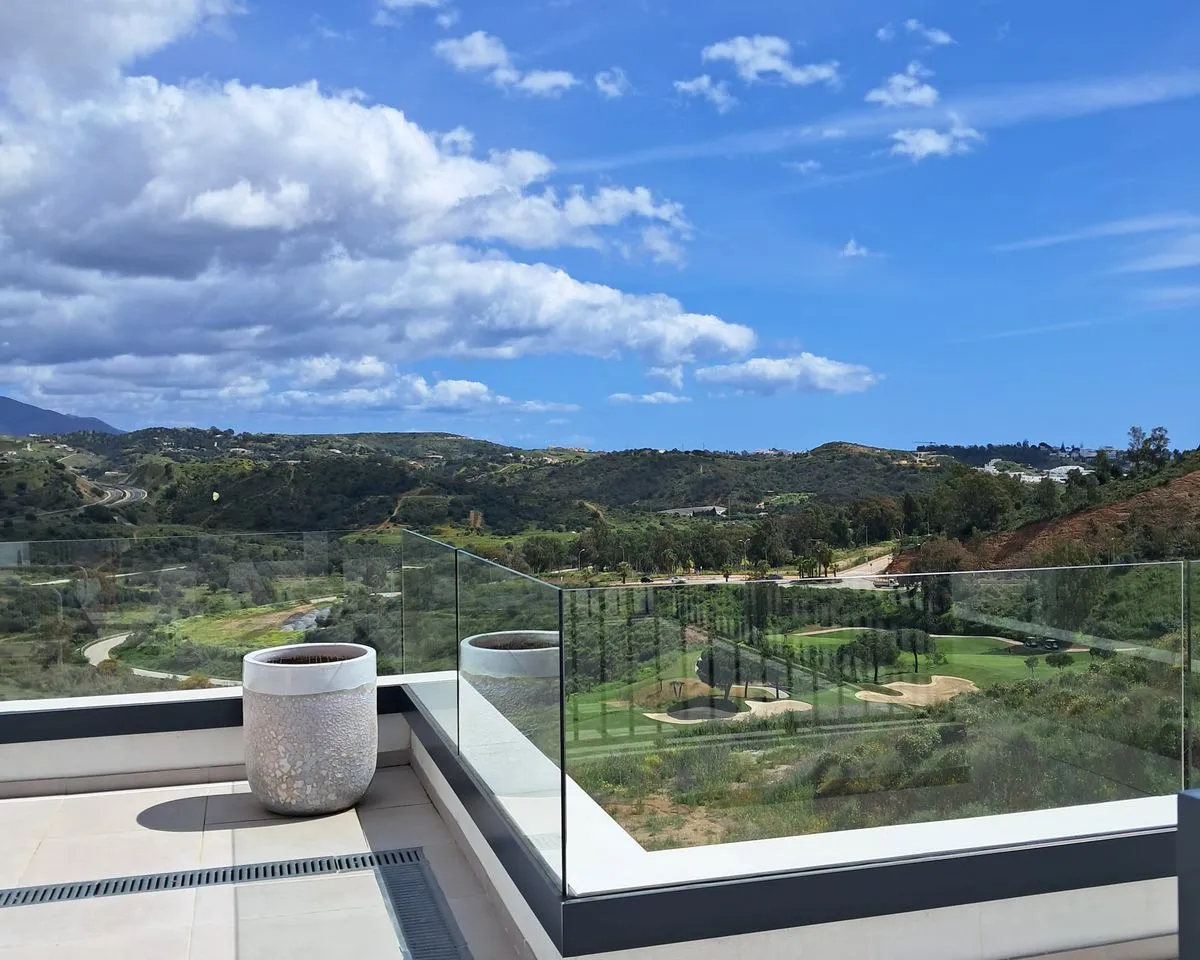 e7da3edf-0084-4a78-a8d2-97238eb29b52