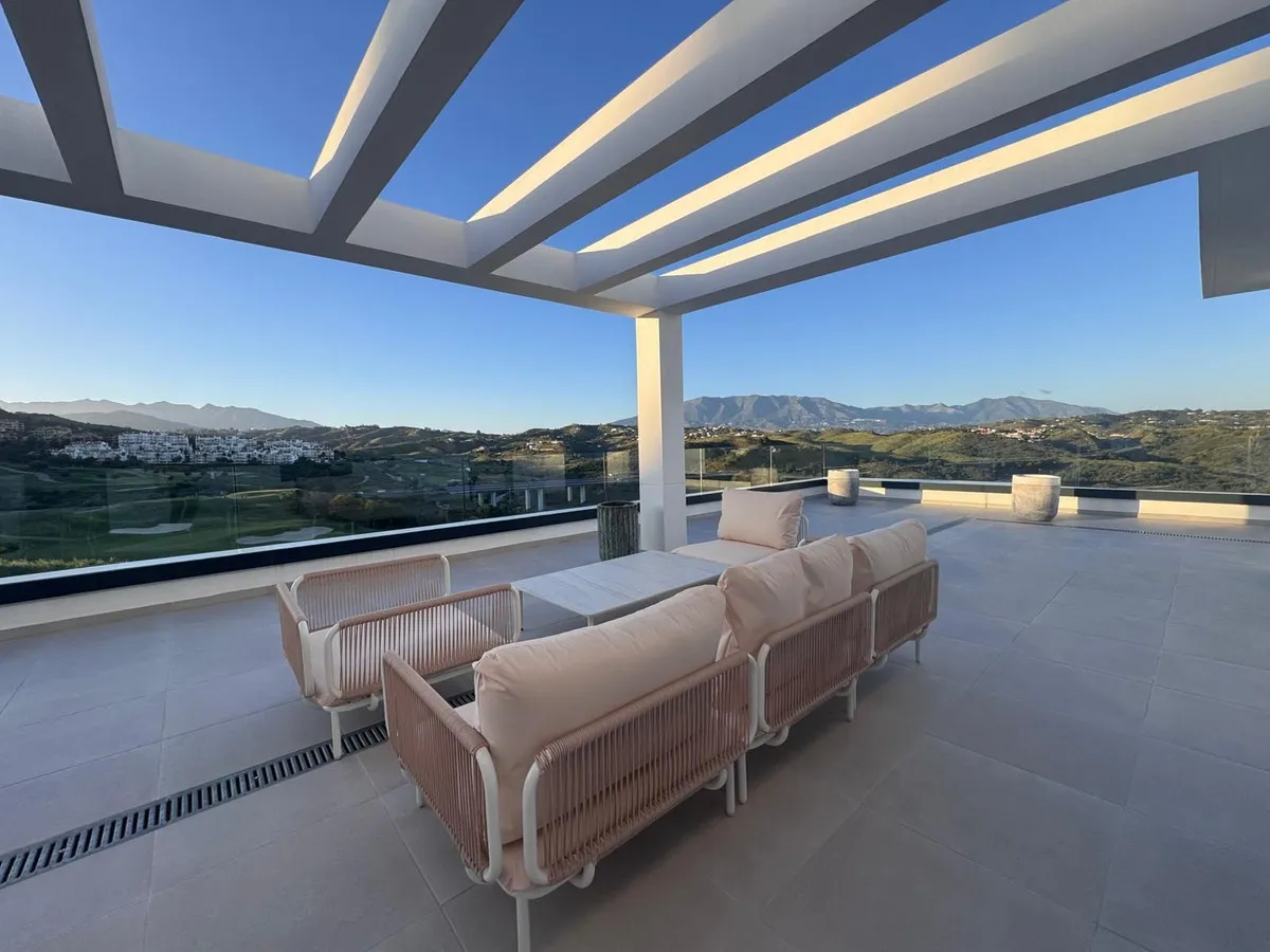 fd197560-738e-4ea9-b764-7e21549f4898