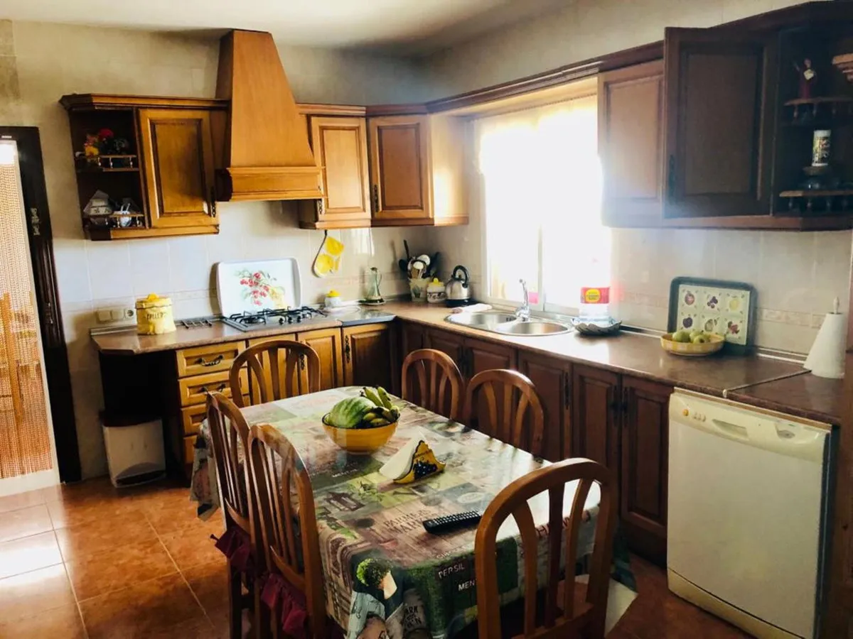 31e34fb8-869b-4217-916c-82e88c25b732