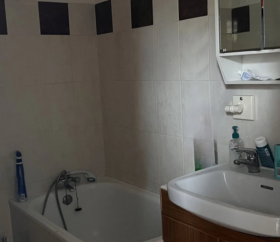 28622d21-7dc5-403c-bbf7-1b08b6119051