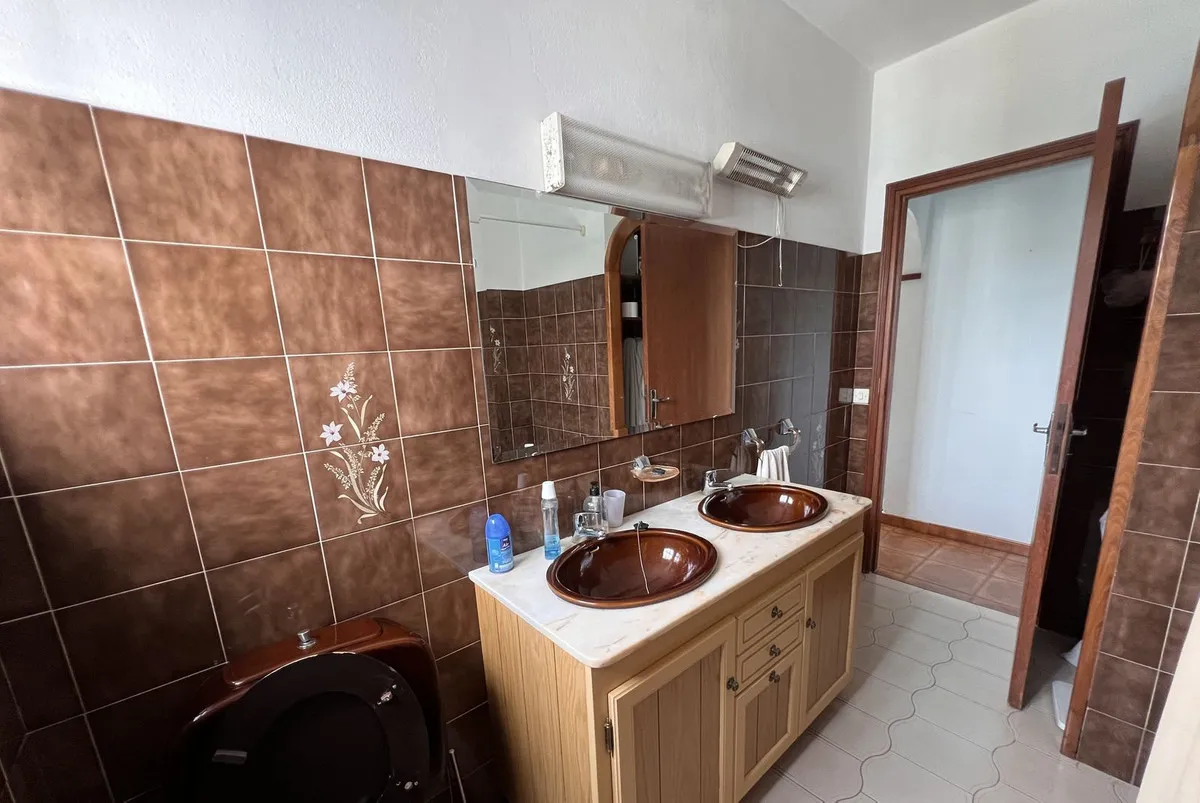 46eeea04-4877-4ec3-953c-7a61f91d440a