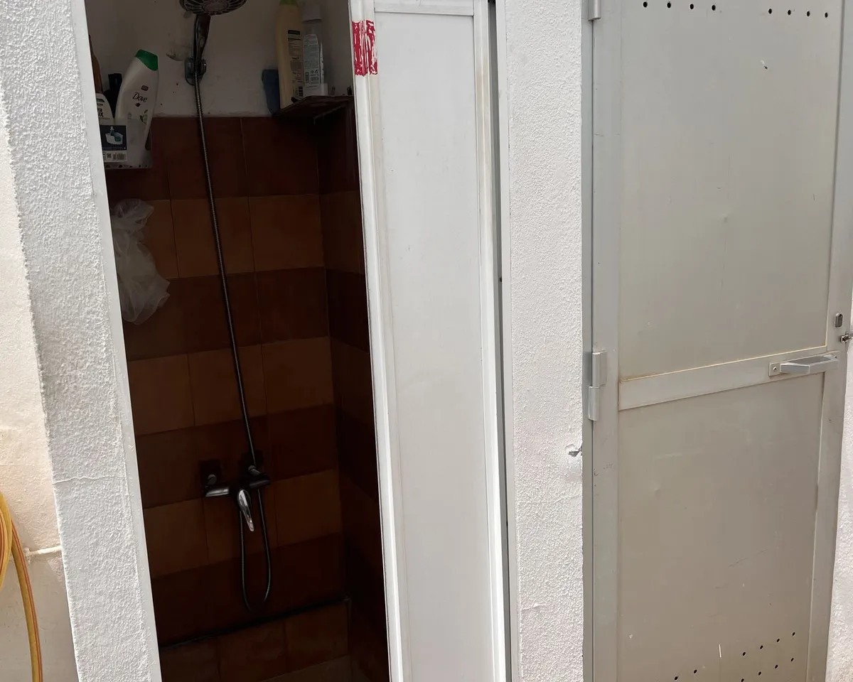 a9eef434-d0f1-413b-a341-387f4c827c11