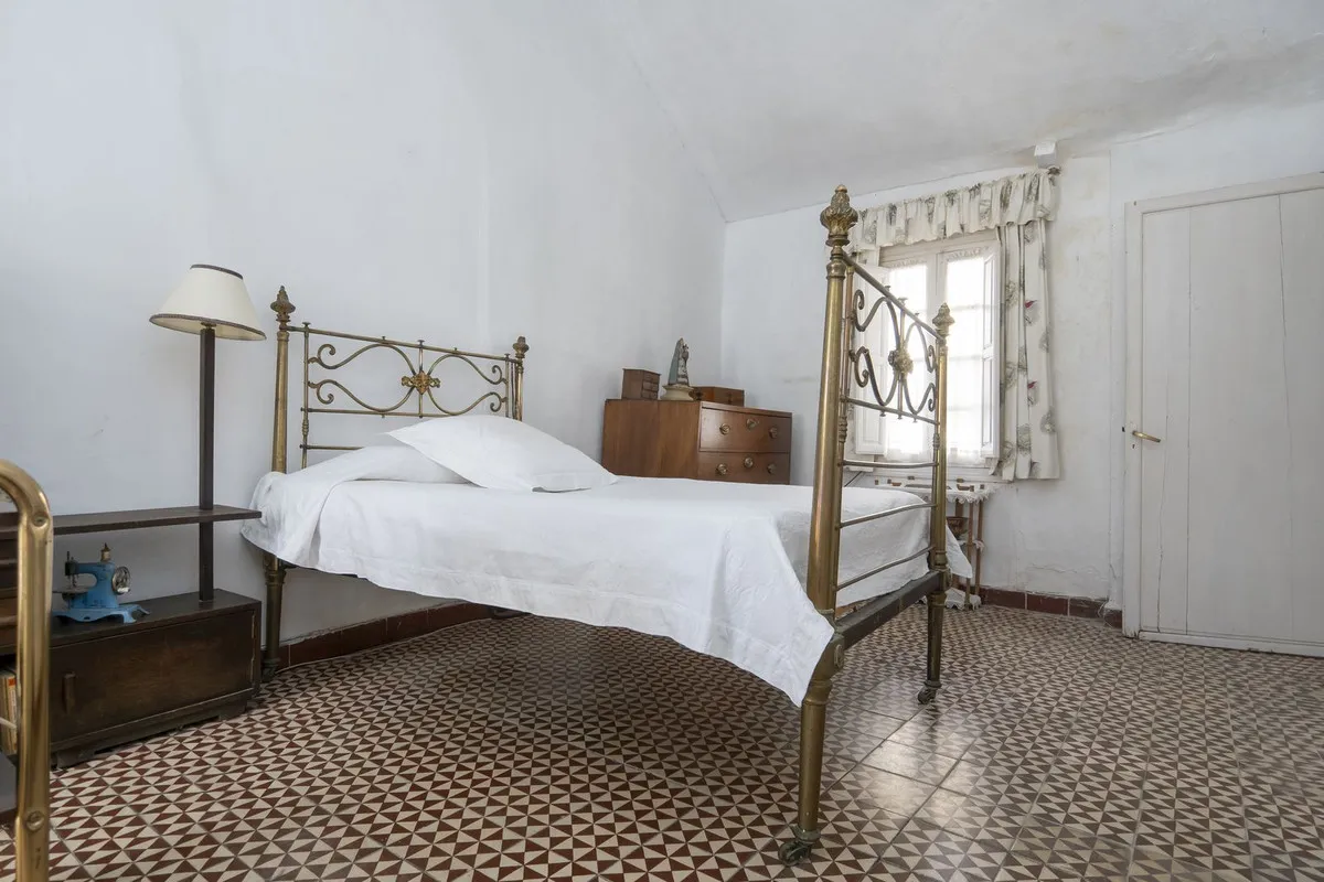 03d1559d-e9f4-4683-8049-ee9b96d5e10d