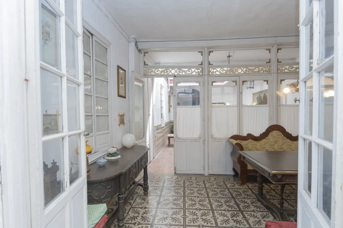 1ff061fe-7ca9-40fc-b87b-1db479c7612e