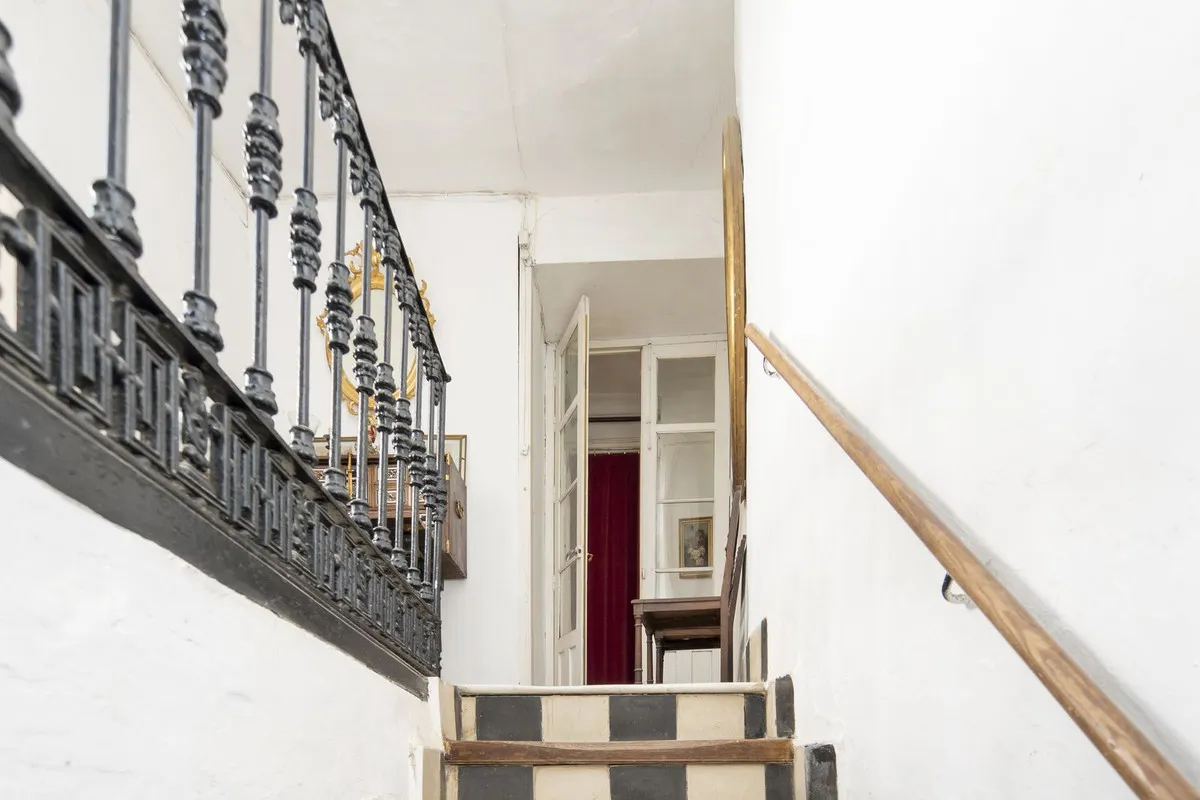 b4ff7e35-2922-4d4e-9aa0-7ab15b31c09c