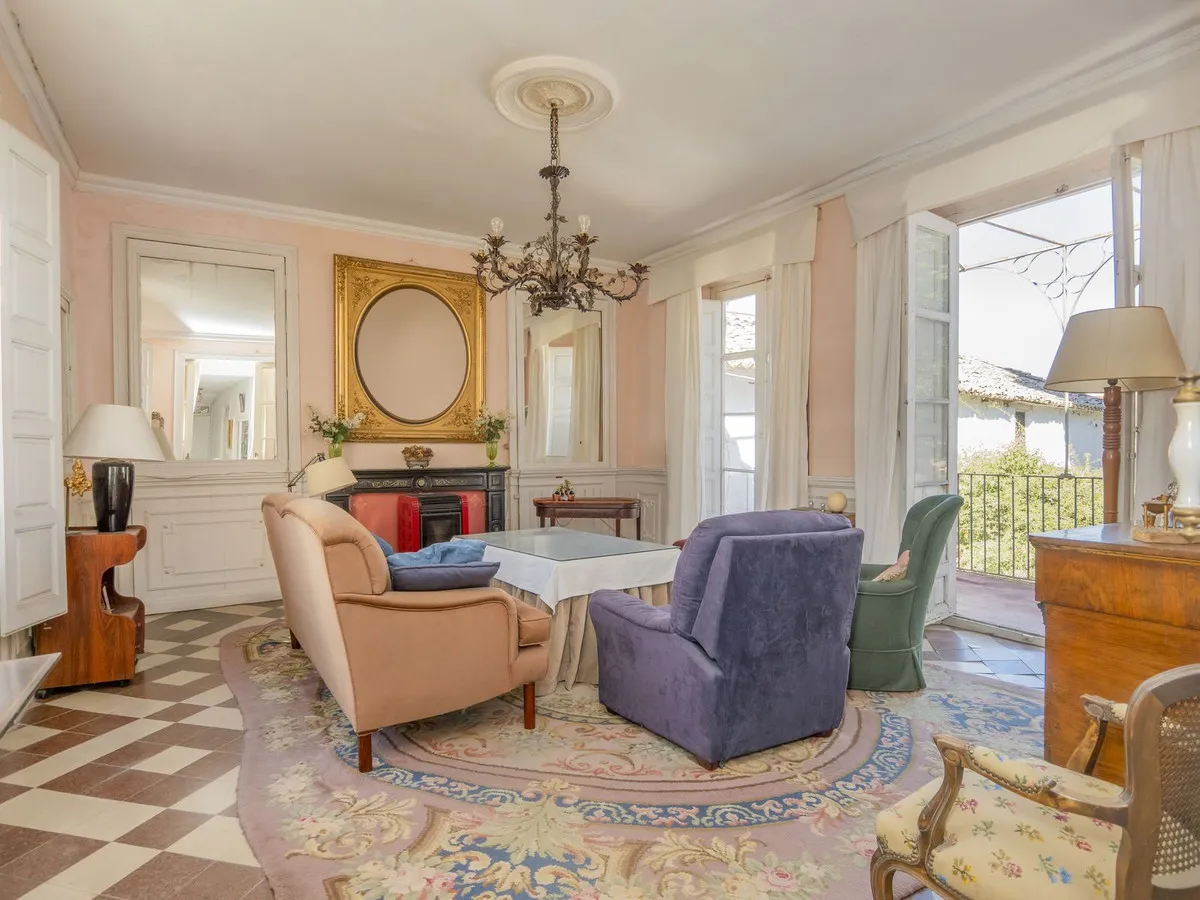 d4236d72-712a-40cb-8524-5fc4004abc9a