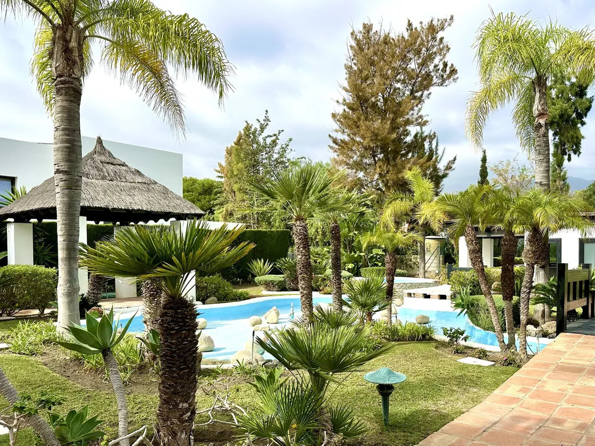 20cb7364-e195-4435-9d2c-fd560f2c0b56