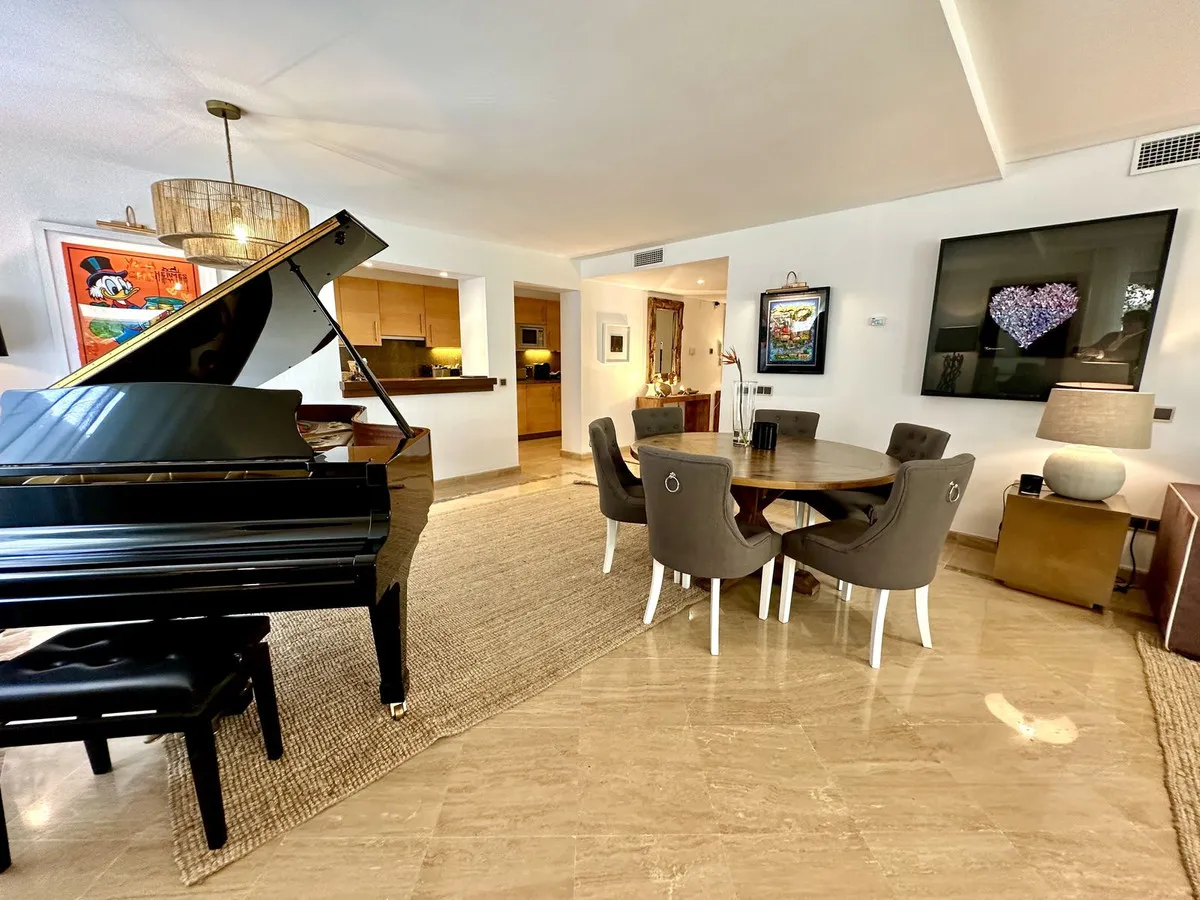 973c2c54-fd85-45ca-b73c-c73647fdf476