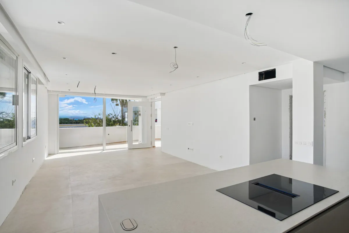 1c333b10-e85f-428b-9853-9f3af9053f01