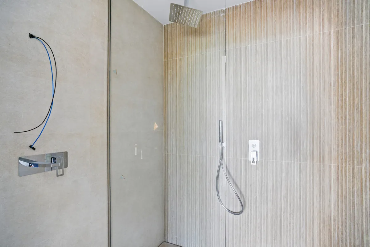 afe8a8e1-5b3d-4866-93f7-9e46dcf3a165