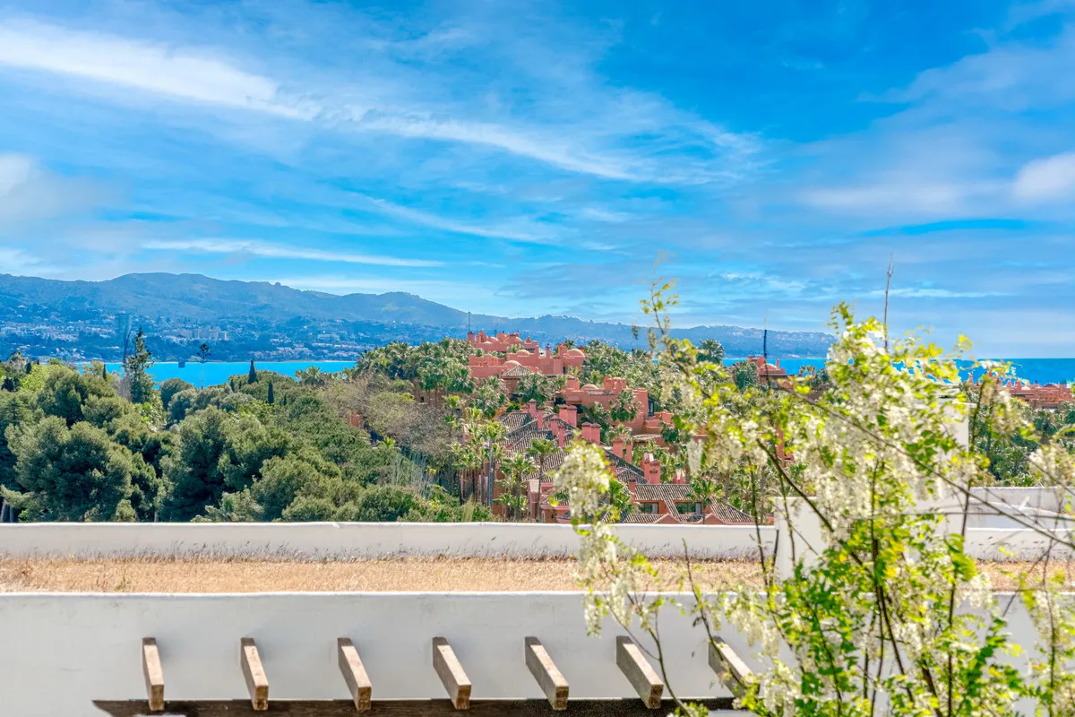 dfcbea3a-c4d6-4ce7-b72f-3d5a90a17a61